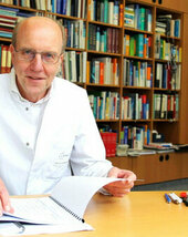 Prof. Dr. med. Norbert Suttorp Prof. Dr. med. Norbert Suttorp