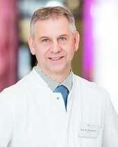 Prof. Dr. med. Herwig Strik Prof. Dr. med. Herwig Strik