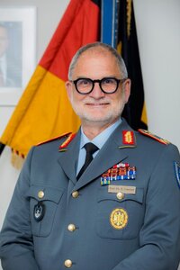 Generalarzt Prof. Dr. med. Benedikt Friemert