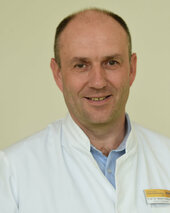 Prof. Dr. med. Martin Holtkamp Prof. Dr. med. Martin Holtkamp