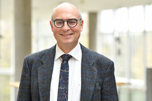 Prof. Dr. jur. Dr. h. c. Volker Lipp