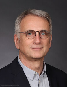 Prof. Dr. med. Max Geraedts, M. San.
