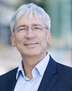 Prof. Dr. Anil Batra