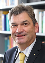 Prof. Dr. med. Bernd Mühlbauer